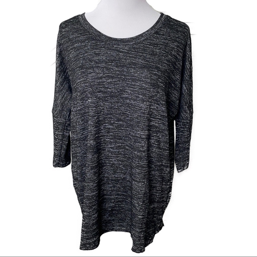 A Pea in the Pod Heathered Knit Drop Shoulder Top